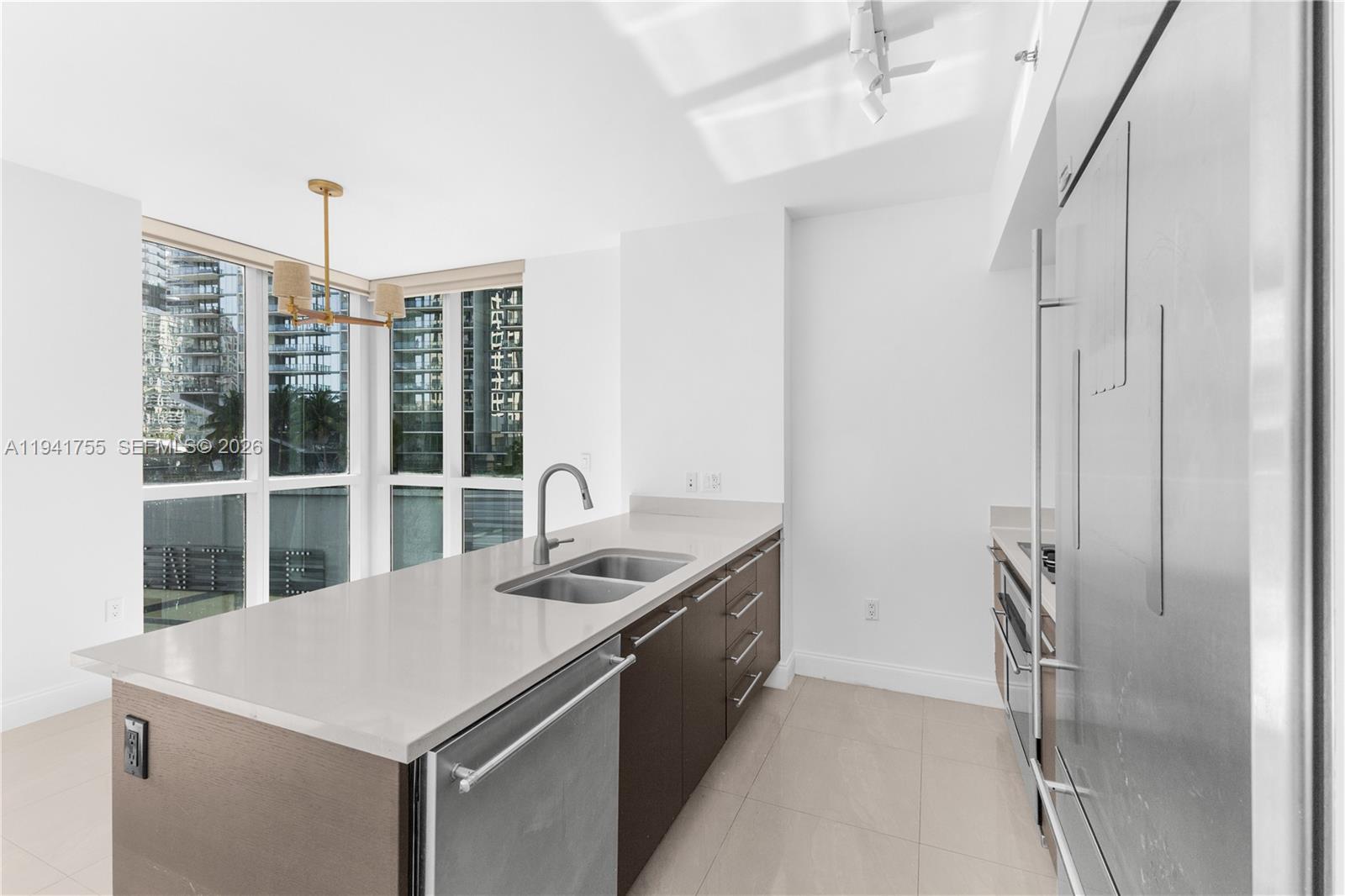 55 SE 6 ST #1202, Miami FL 33131