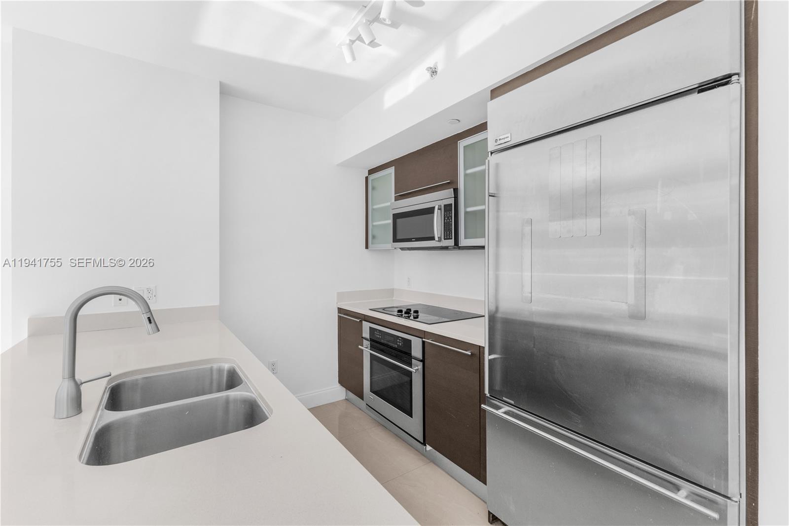 55 SE 6 ST #1202, Miami FL 33131