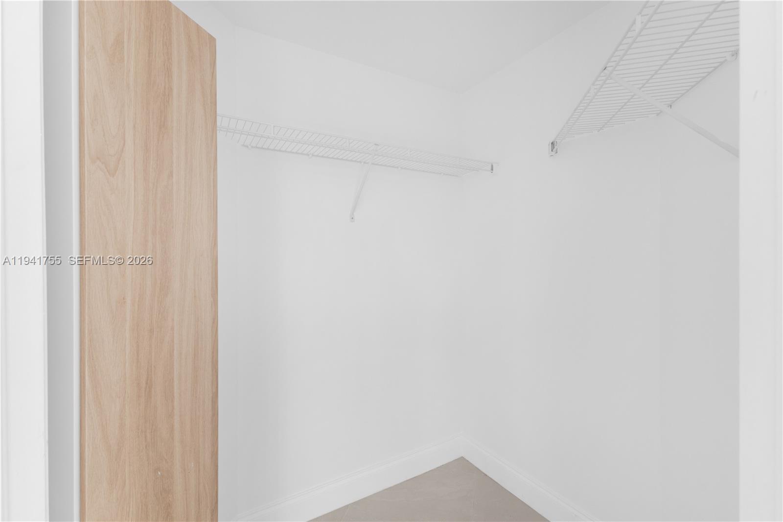 55 SE 6 ST #1202, Miami FL 33131