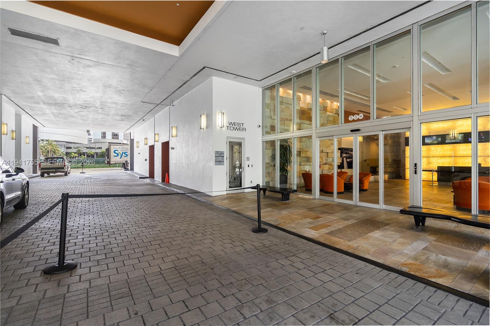 55 SE 6 ST #1202, Miami FL 33131