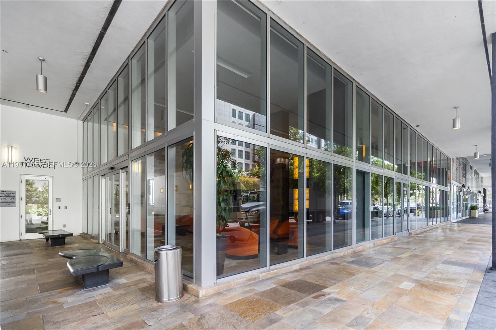 55 SE 6 ST #1202, Miami FL 33131