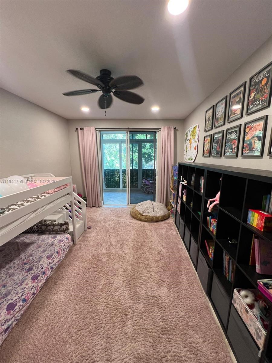 75 Gulfstream Rd #211B, Dania Beach FL 33004