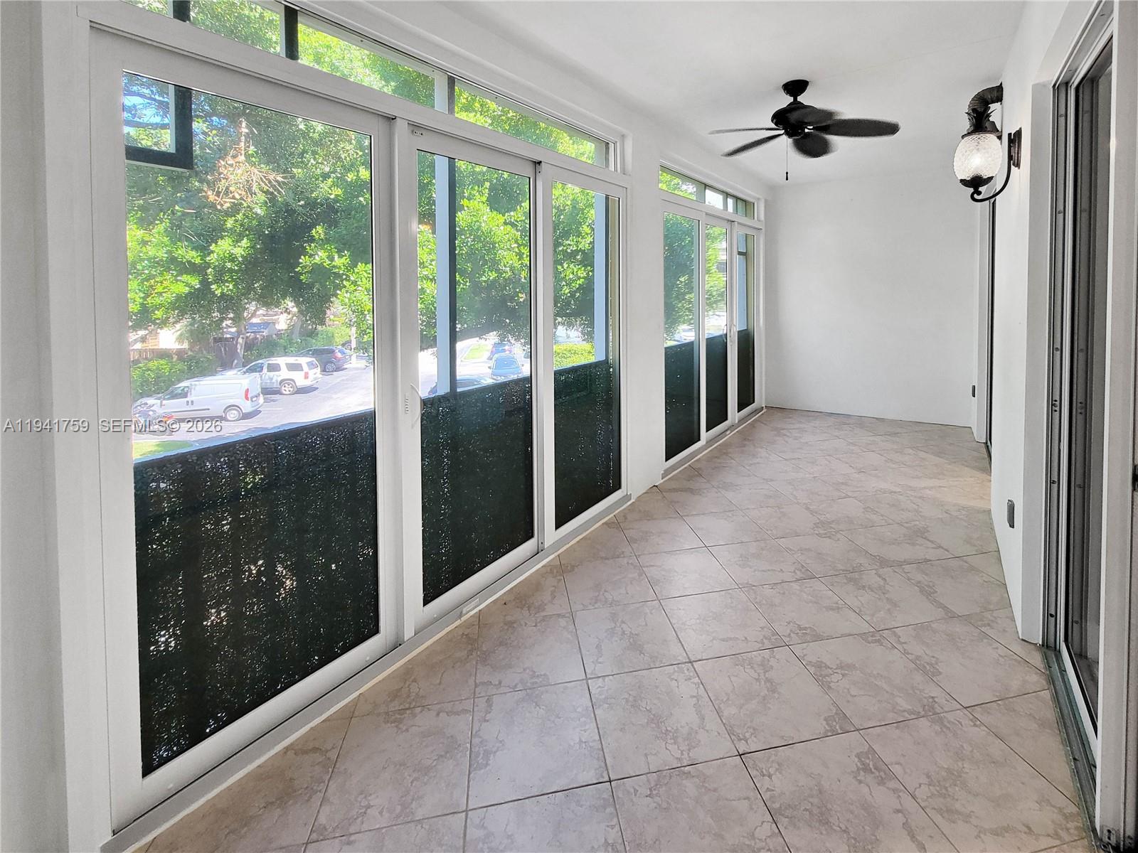 75 Gulfstream Rd #211B, Dania Beach FL 33004