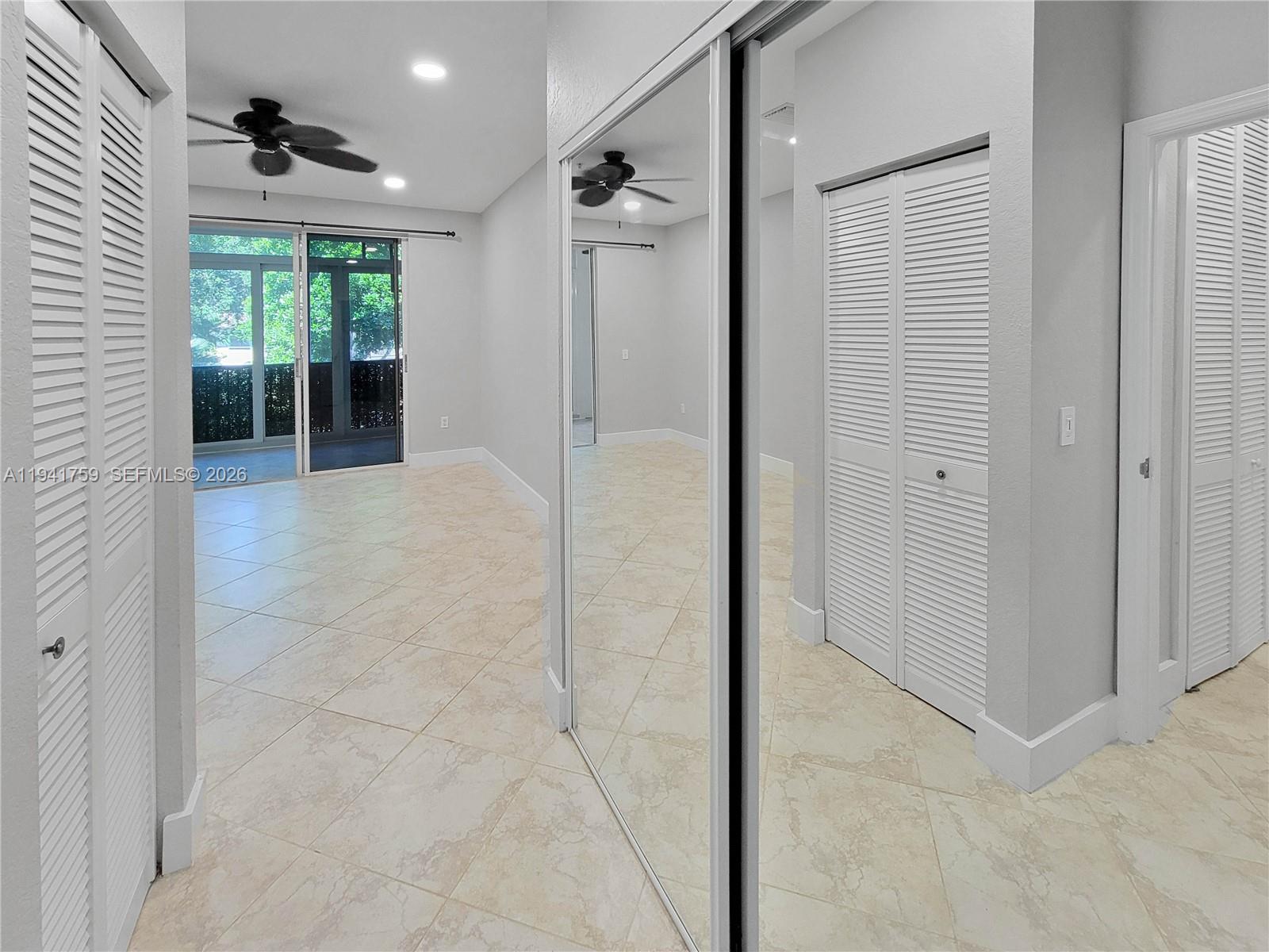 75 Gulfstream Rd #211B, Dania Beach FL 33004