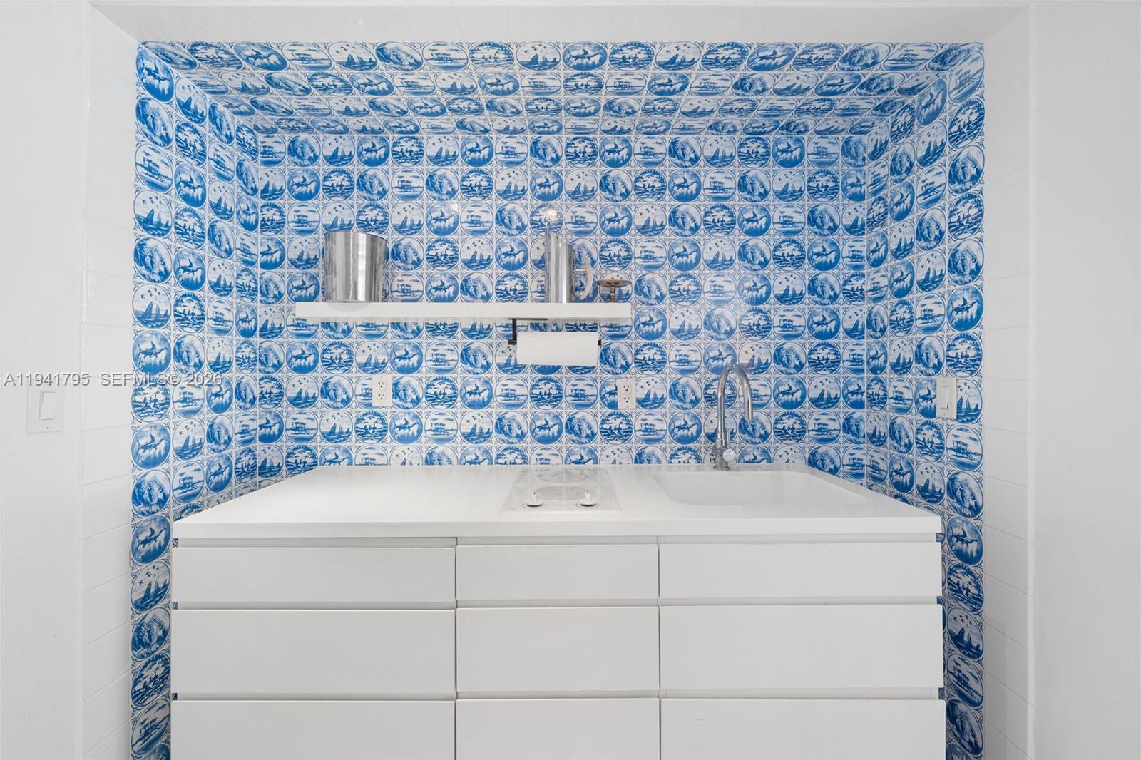 1100 West Ave #827, Miami Beach FL 33139