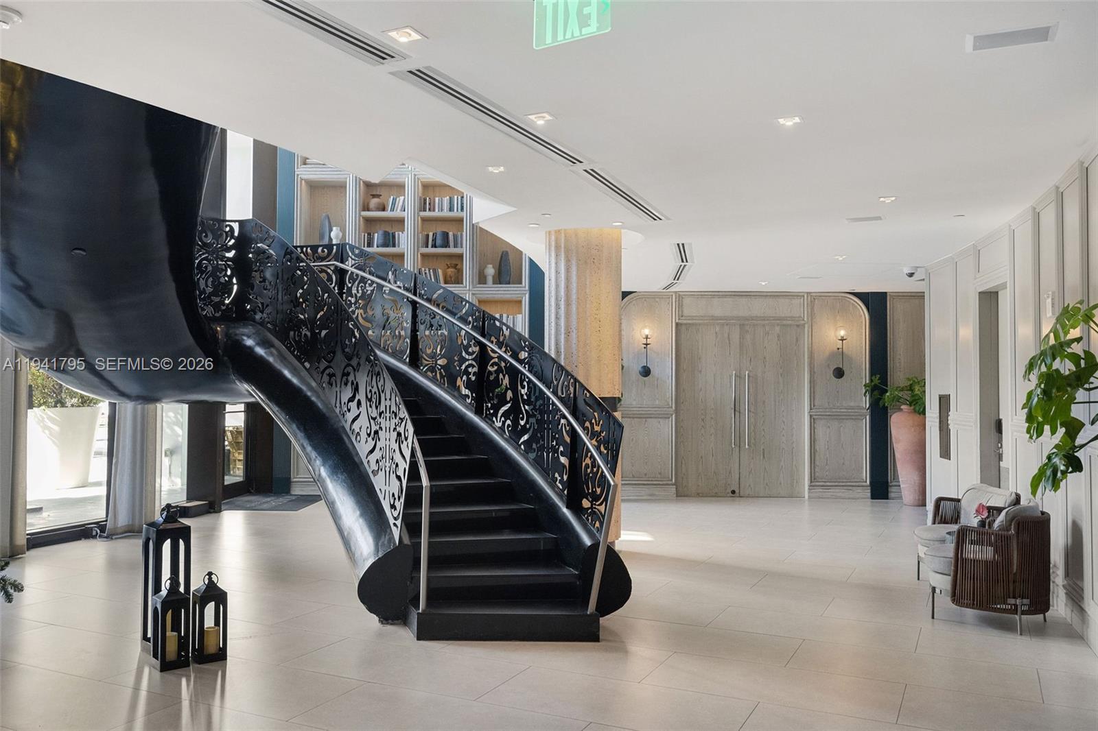 1100 West Ave #827, Miami Beach FL 33139