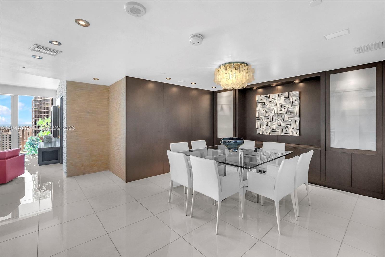 200 Biscayne Boulevard Way #3607, Miami FL 33131