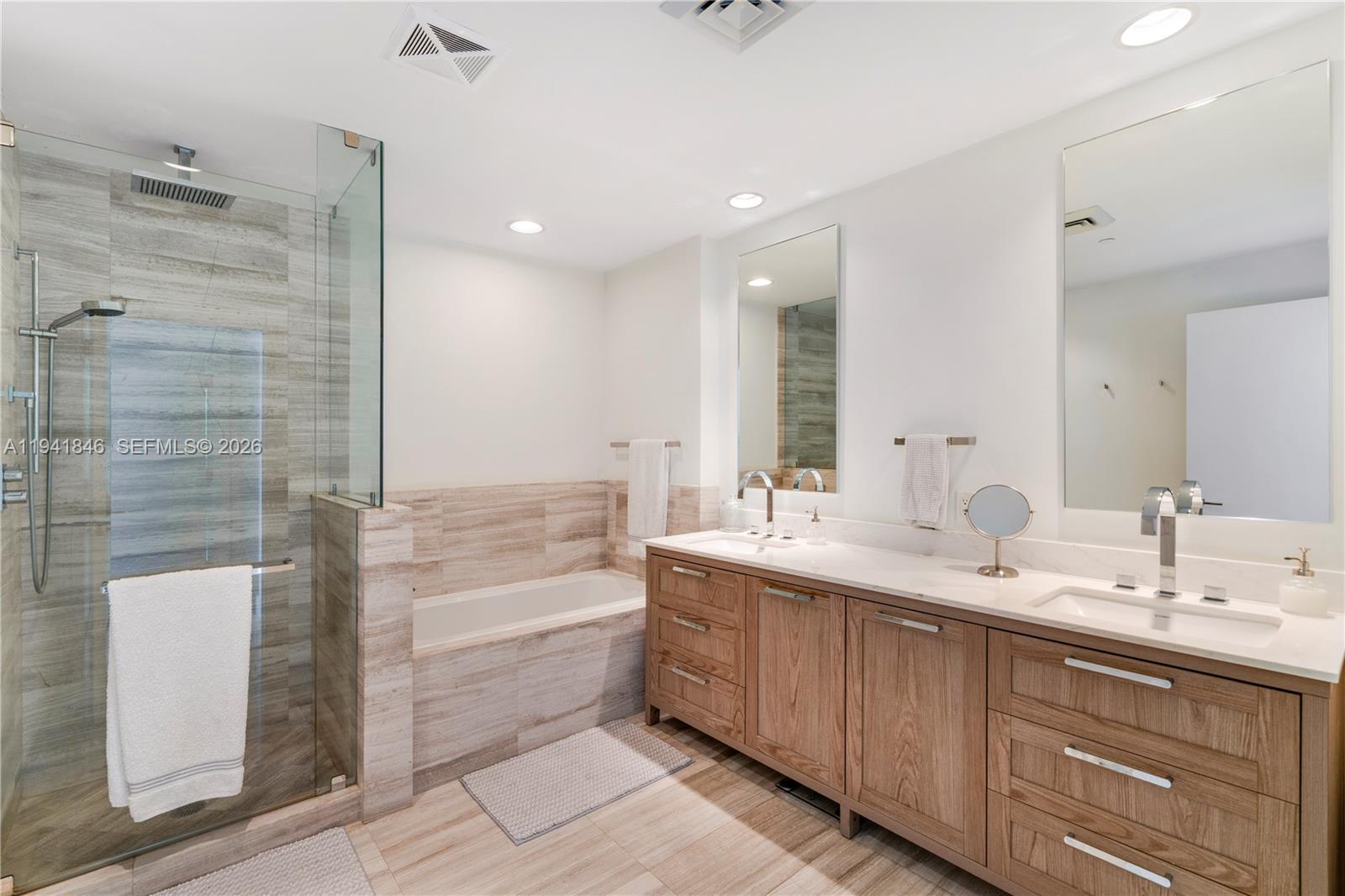 350 Ocean Dr #201N, Key Biscayne FL 33149