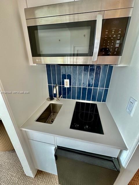 4401 Collins Ave #1817, Miami Beach FL 33140
