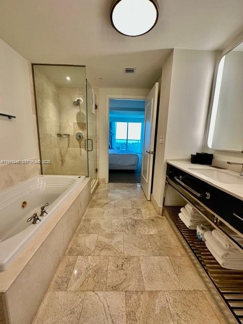 4401 Collins Ave #1817, Miami Beach FL 33140