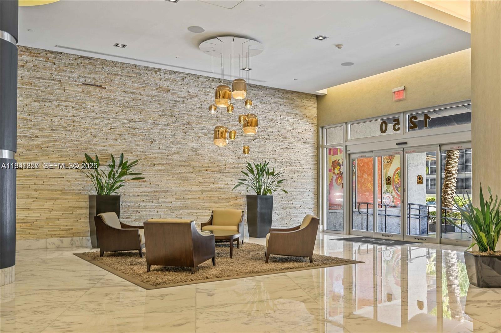 1250 S Miami Ave #1813, Miami FL 33130