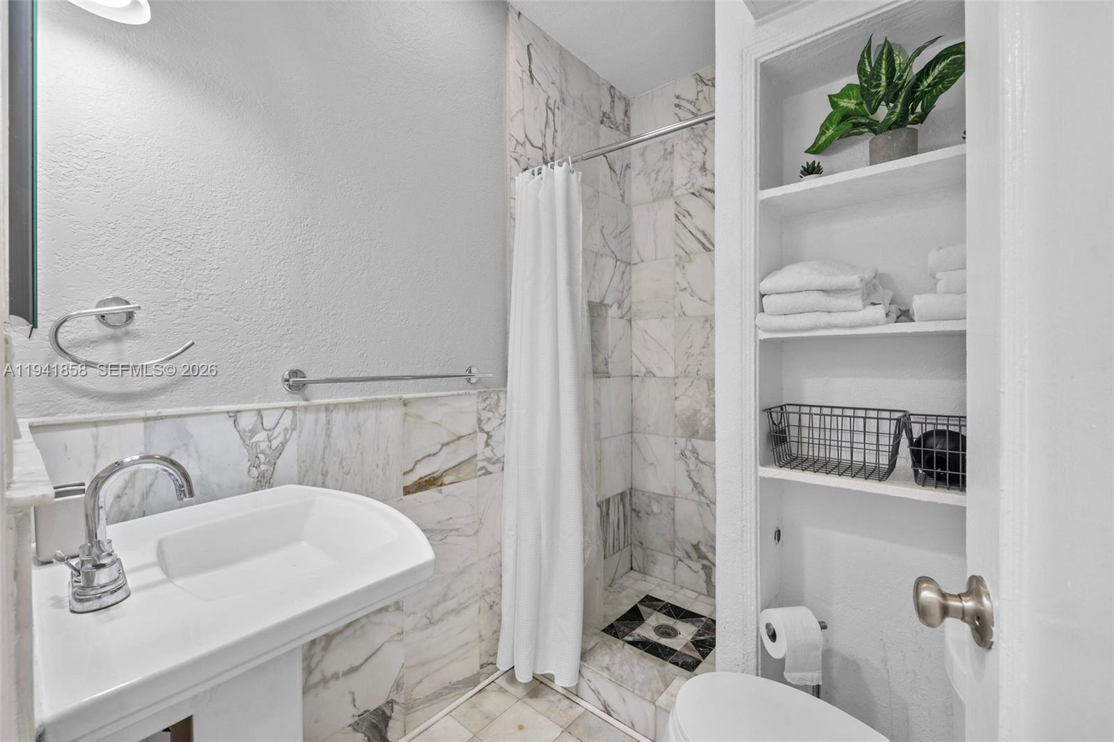 1908 N Ocean Dr #1B & 2B package, Hollywood FL 33019