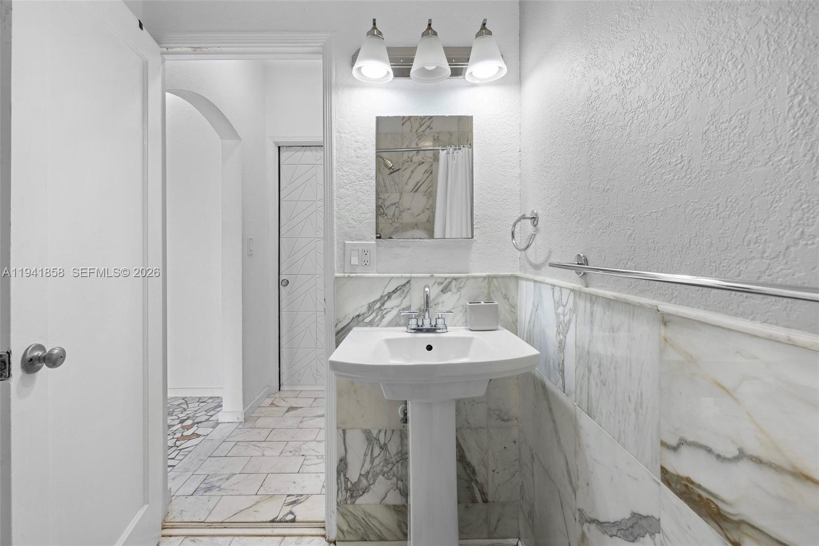 1908 N Ocean Dr #1B & 2B package, Hollywood FL 33019