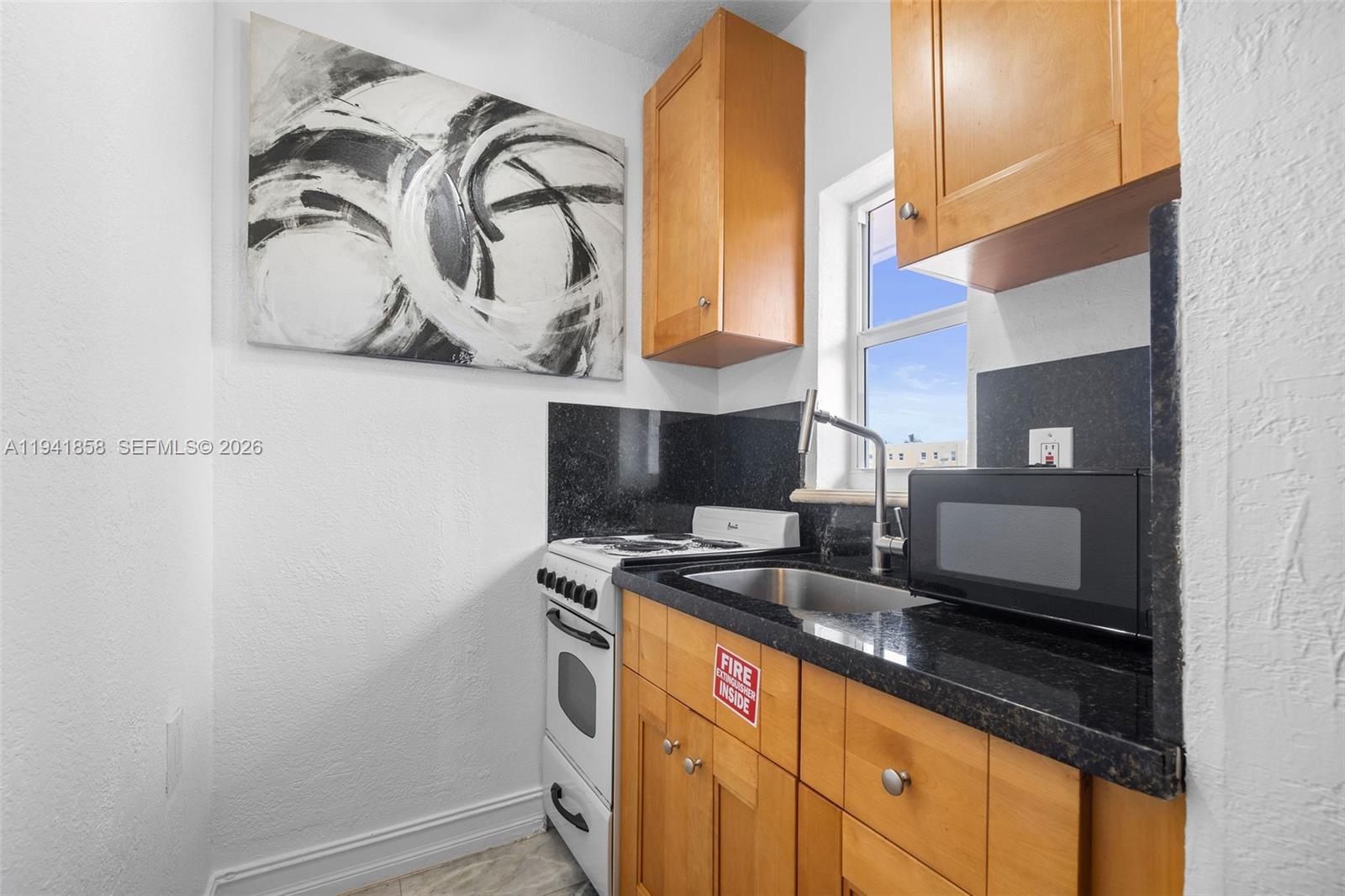 1908 N Ocean Dr #1B & 2B package, Hollywood FL 33019
