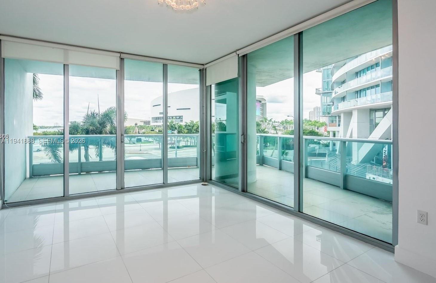 900 Biscayne Blvd #401, Miami FL 33132