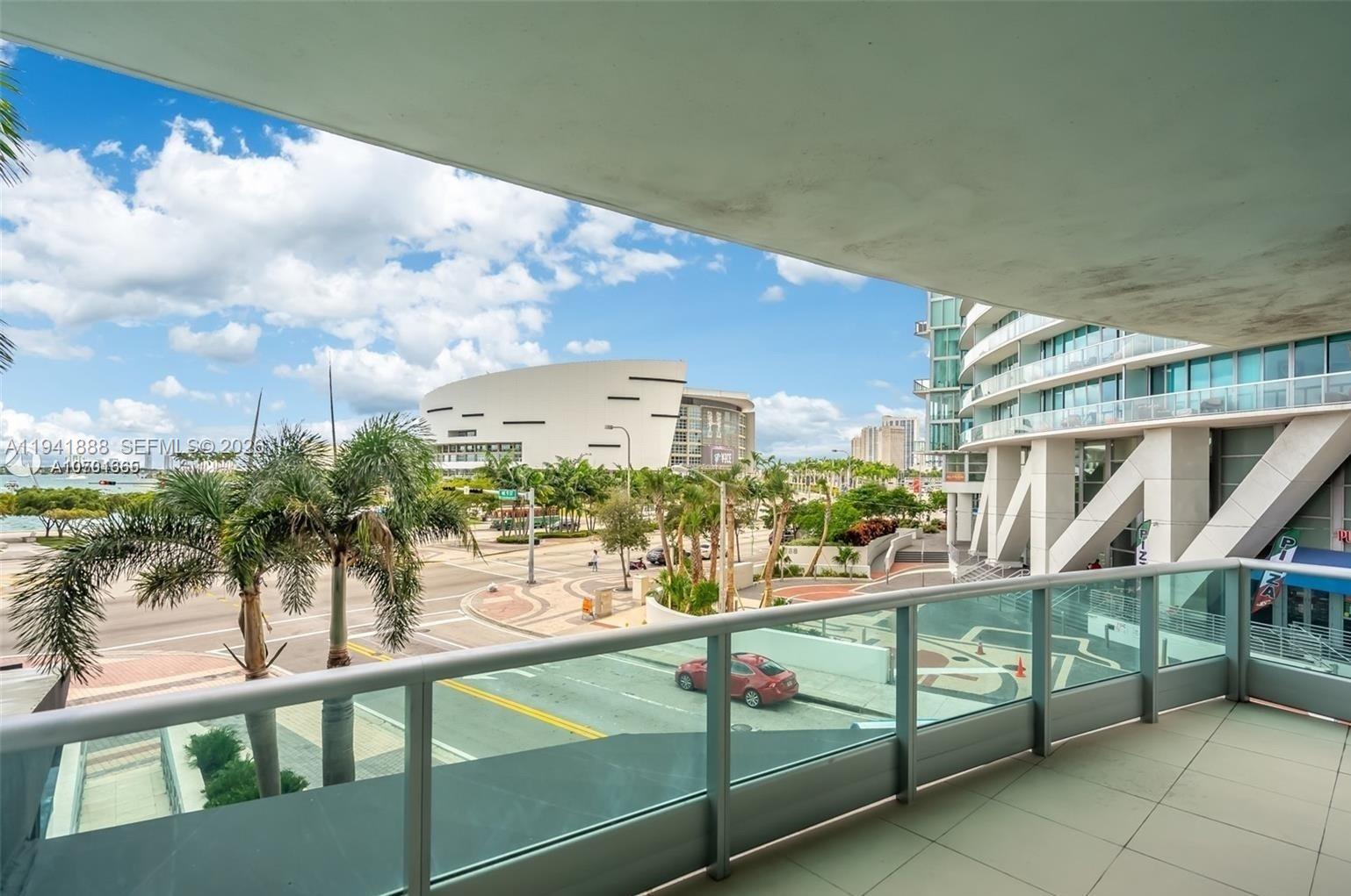 900 Biscayne Blvd #401, Miami FL 33132