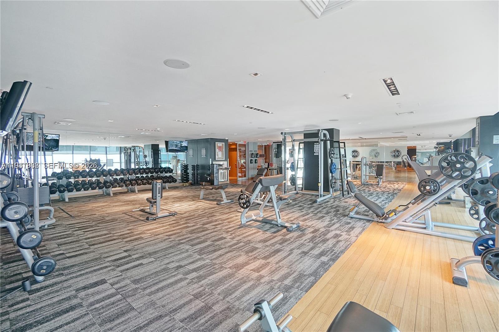 900 Biscayne Blvd #401, Miami FL 33132