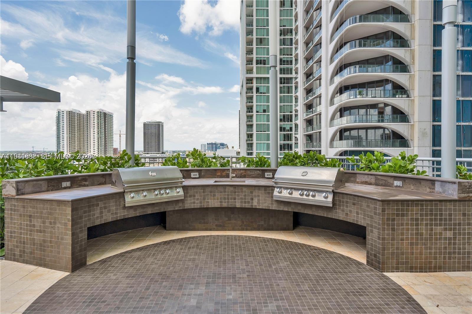 900 Biscayne Blvd #401, Miami FL 33132