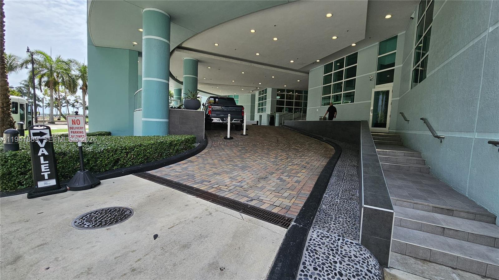1900 N Bayshore Dr #3717, Miami FL 33132