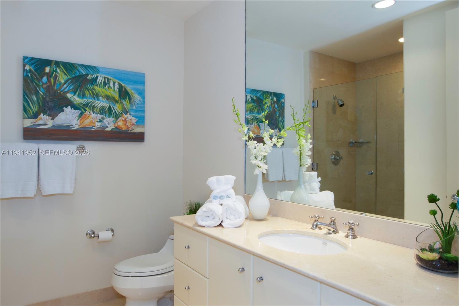 100 S Pointe Dr #2507, Miami Beach FL 33139