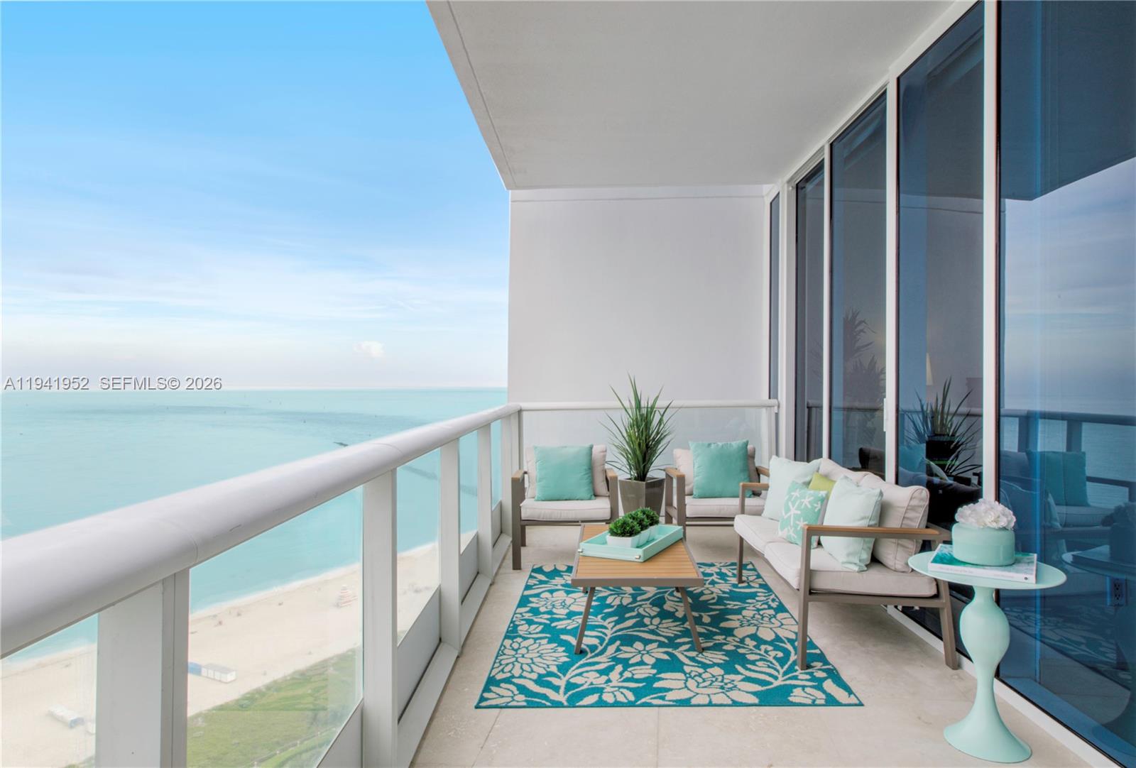 100 S Pointe Dr #2507, Miami Beach FL 33139