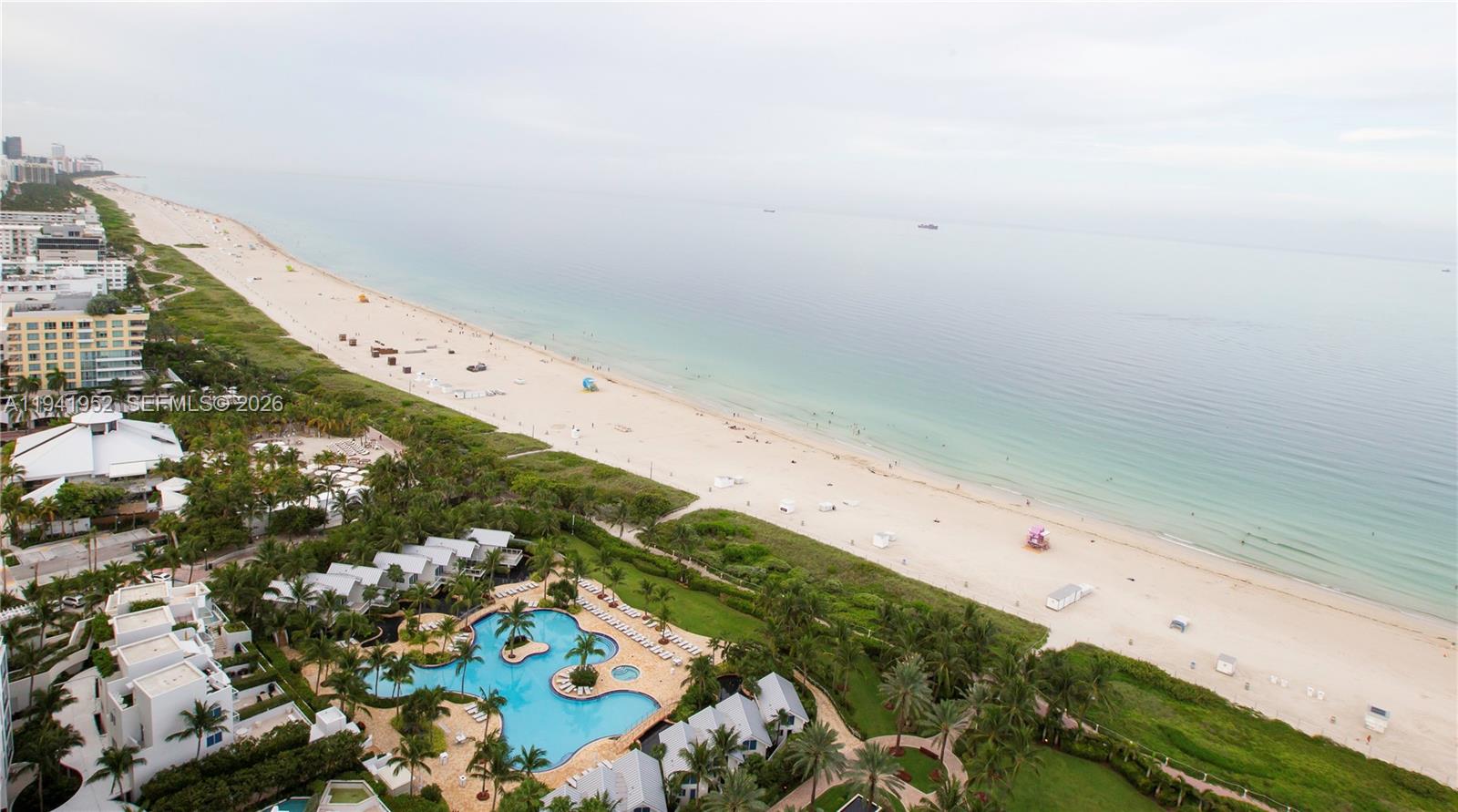 100 S Pointe Dr #2507, Miami Beach FL 33139