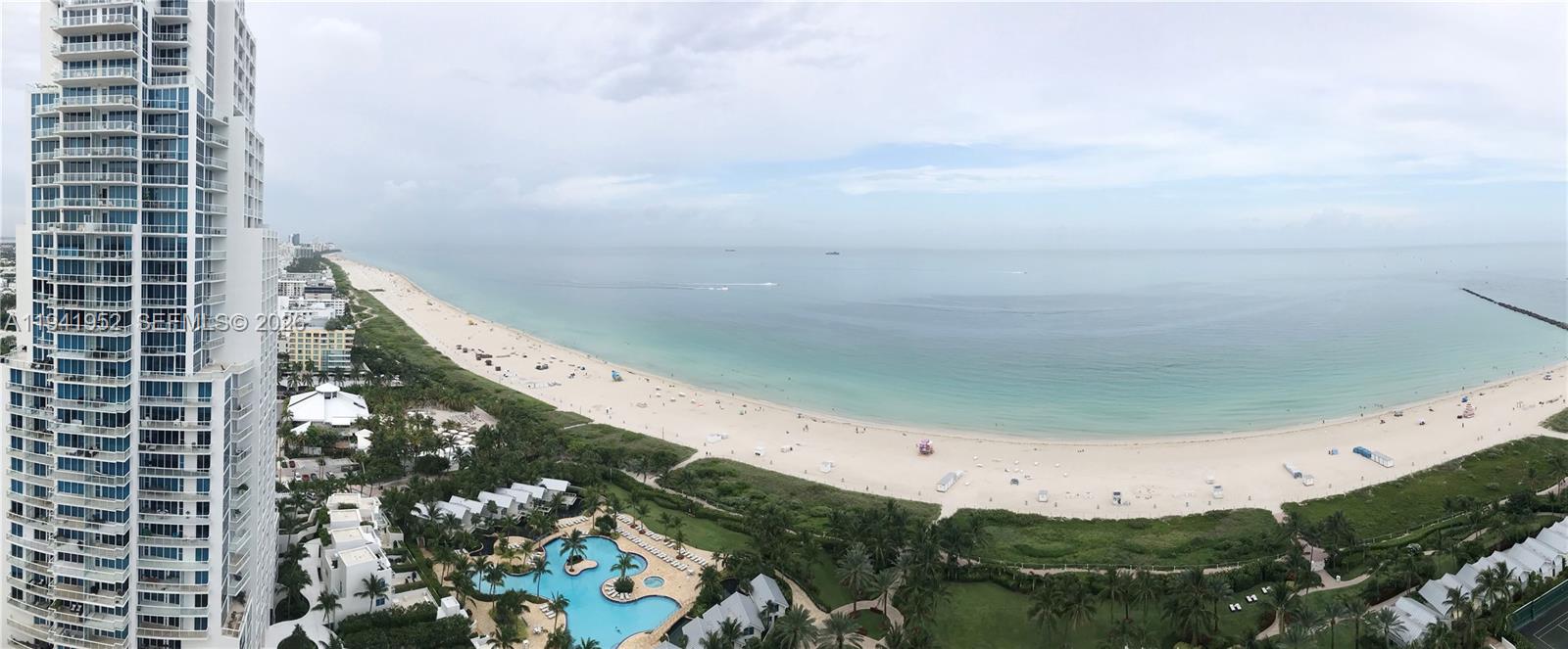 100 S Pointe Dr #2507, Miami Beach FL 33139
