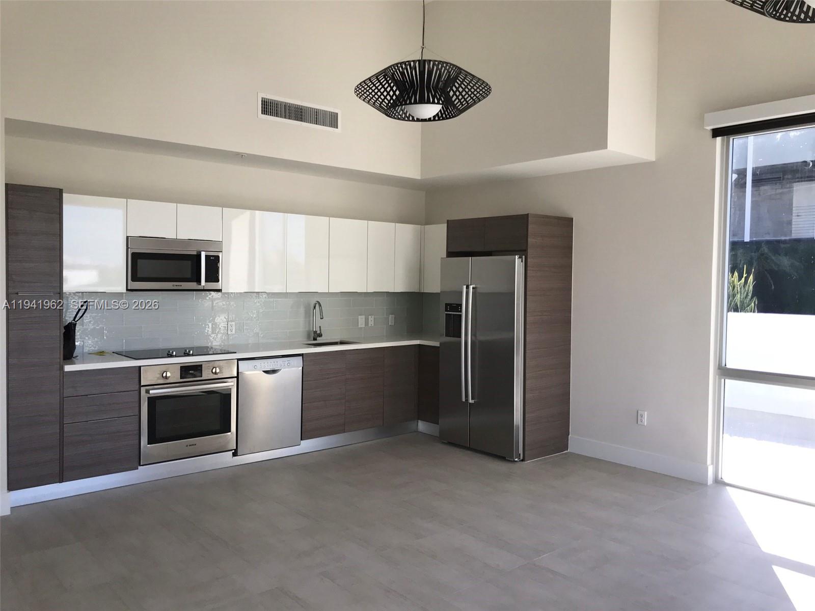 1010 SW 2nd Ave #506, Miami FL 33130