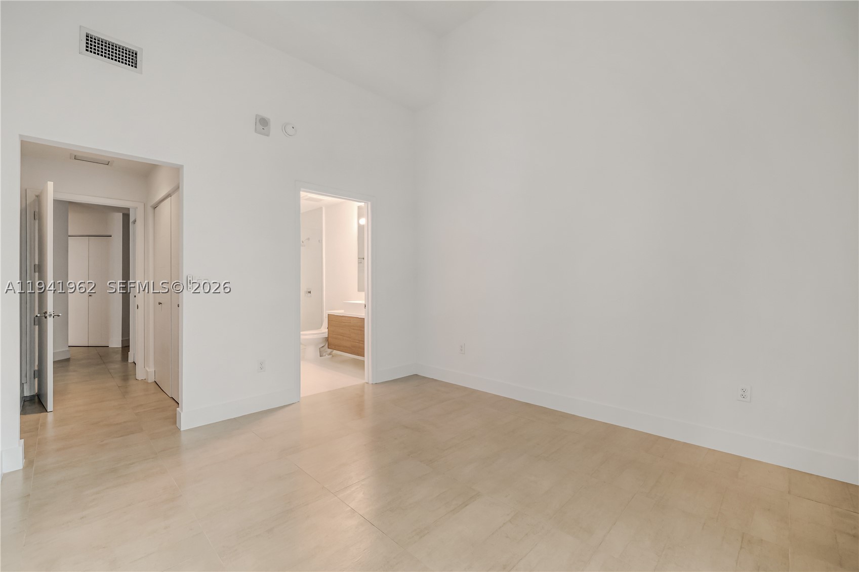 1010 SW 2nd Ave #506, Miami FL 33130