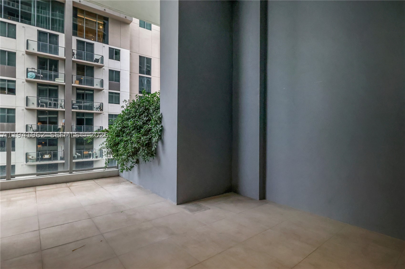 1010 SW 2nd Ave #506, Miami FL 33130