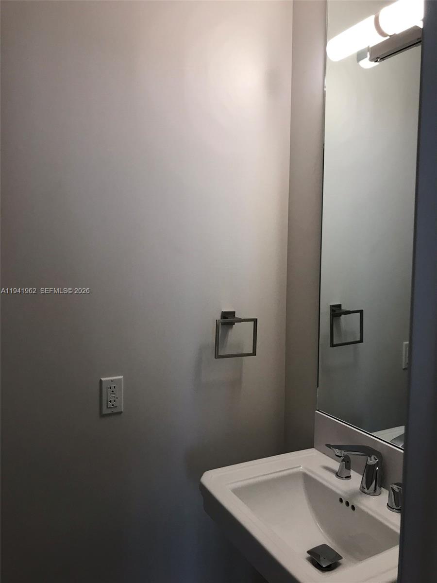 1010 SW 2nd Ave #506, Miami FL 33130