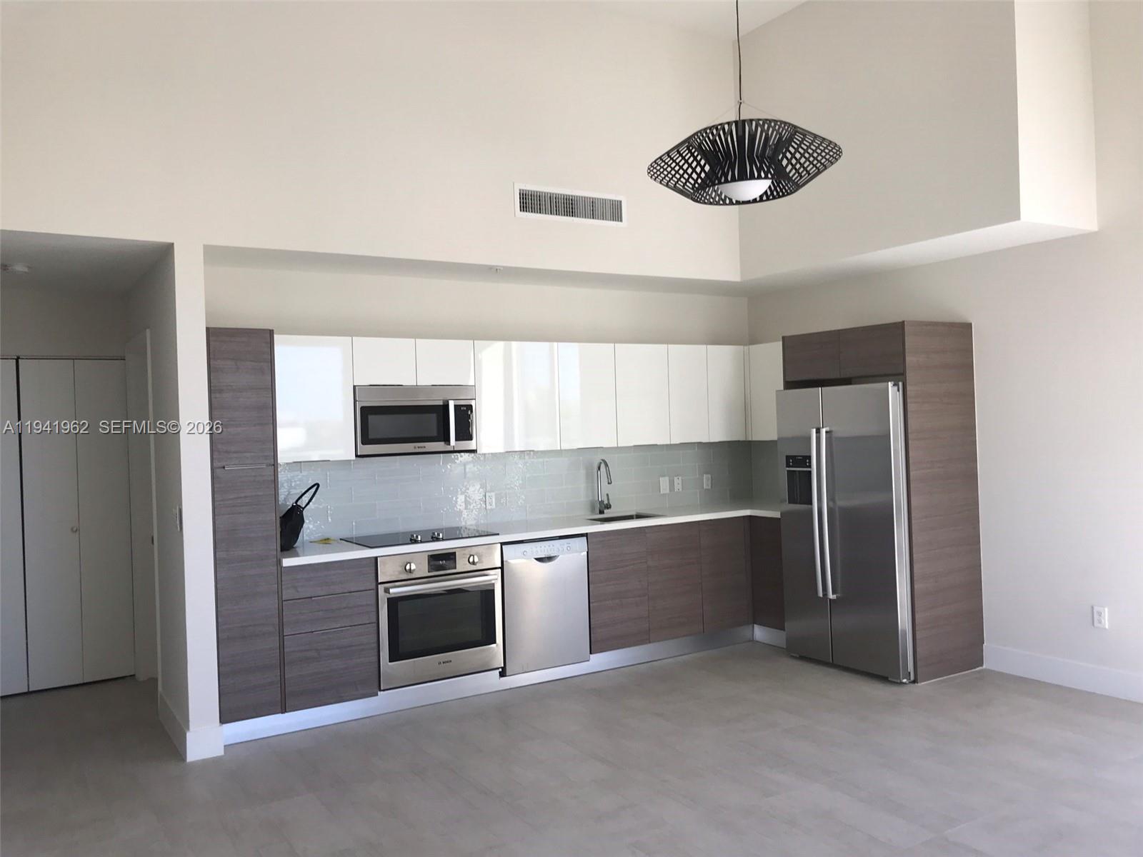 1010 SW 2nd Ave #506, Miami FL 33130
