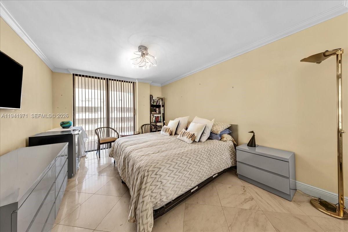 8877 Collins Ave #PH-2, Surfside FL 33154