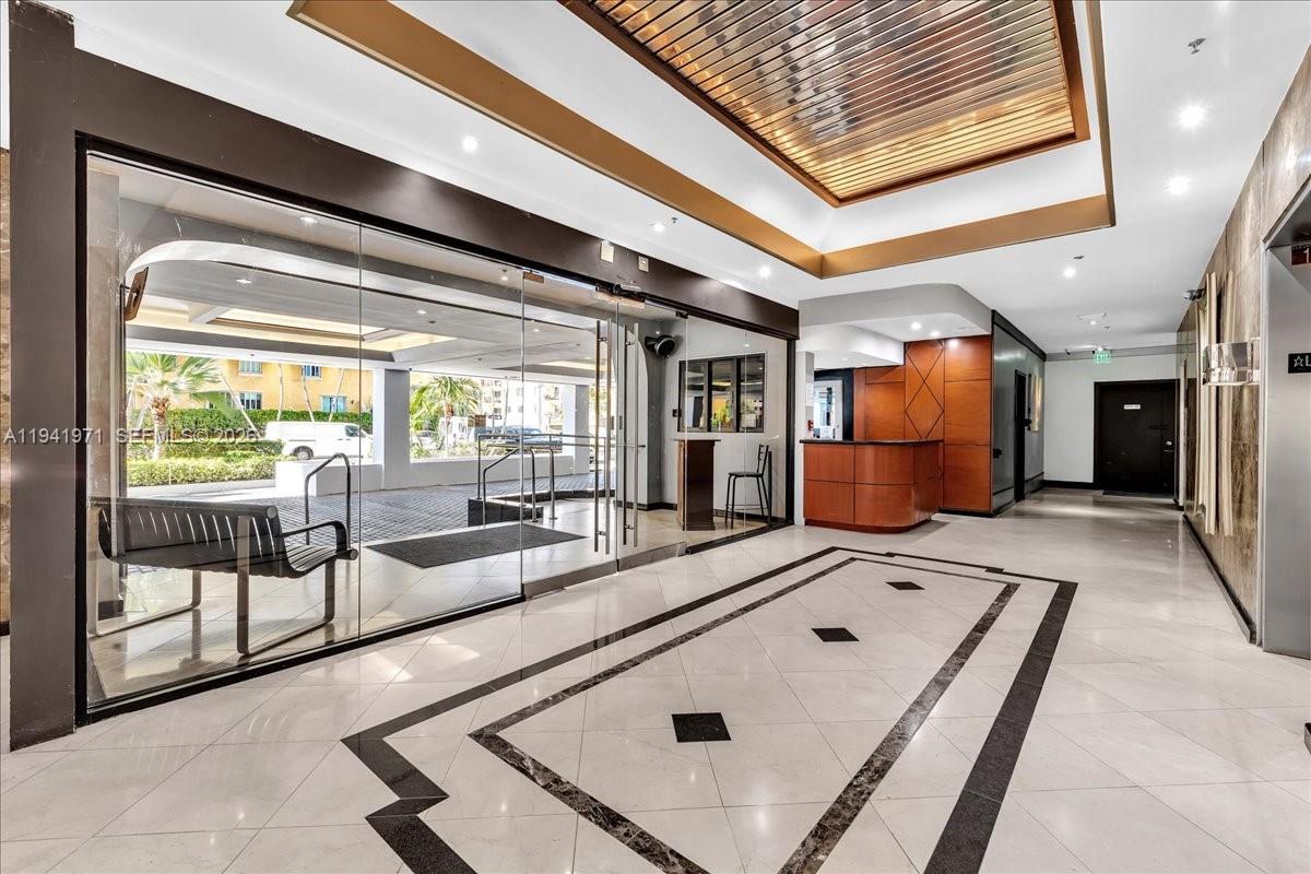 8877 Collins Ave #PH-2, Surfside FL 33154
