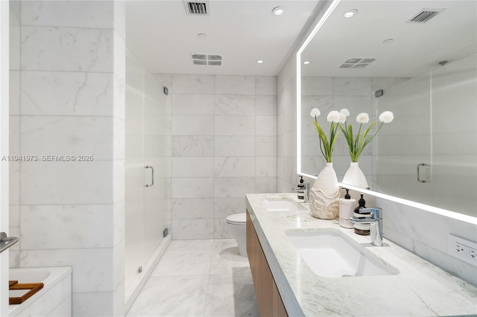 500 Alton Rd #2101/02, Miami Beach FL 33139