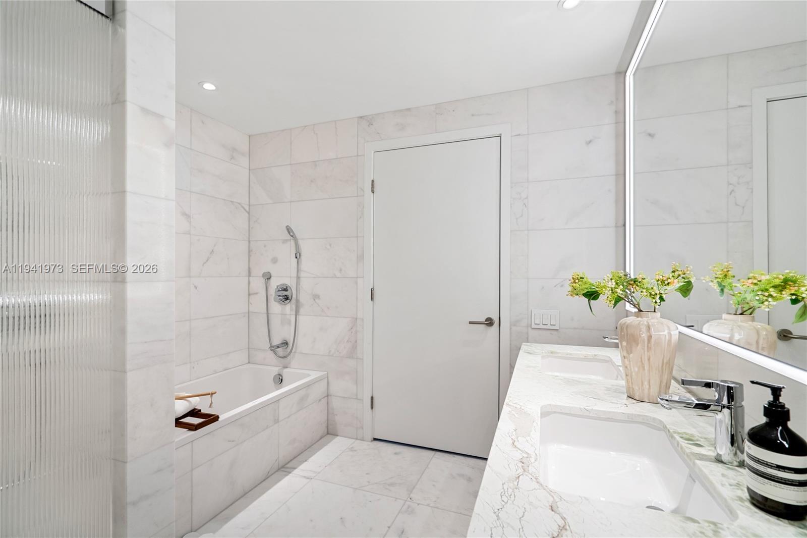 500 Alton Rd #2101/02, Miami Beach FL 33139