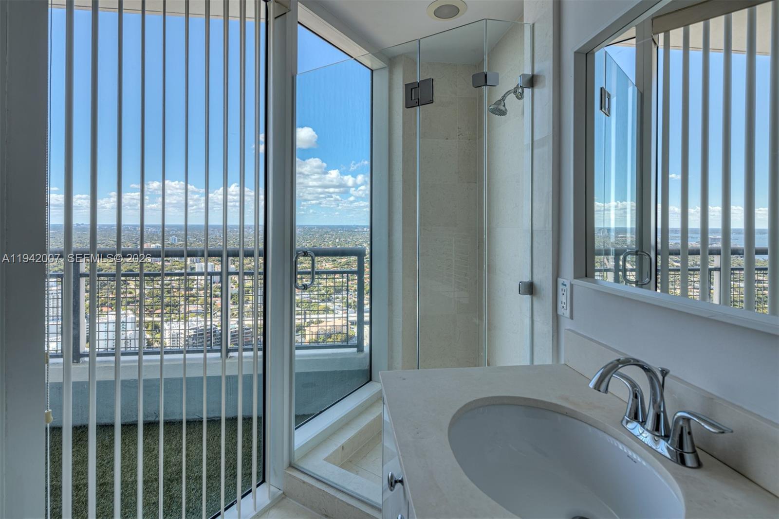 60 SW 13th St #4211, Miami FL 33130