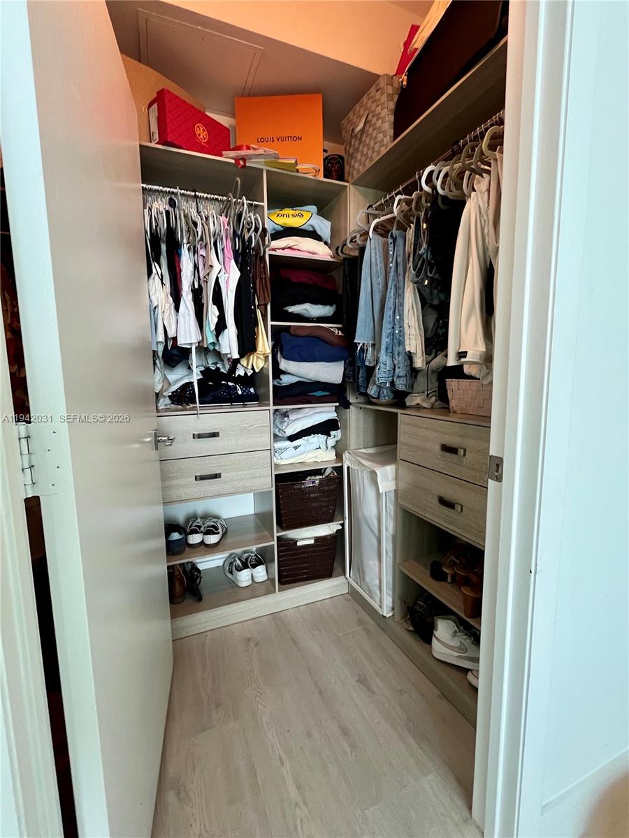 1900 N Bayshore Dr #1714, Miami FL 33132