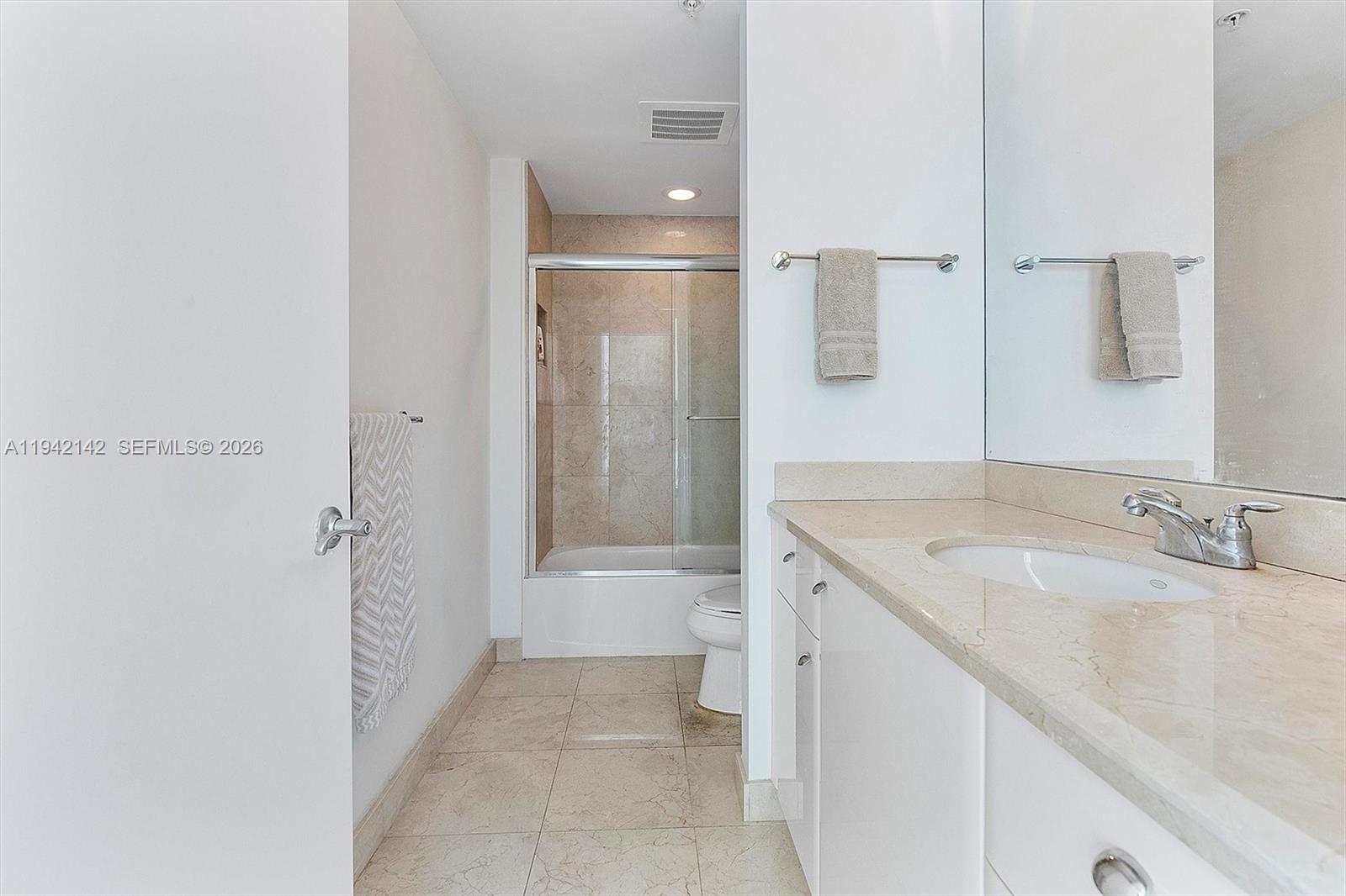 19400 Turnberry Way #1131, Aventura FL 33180