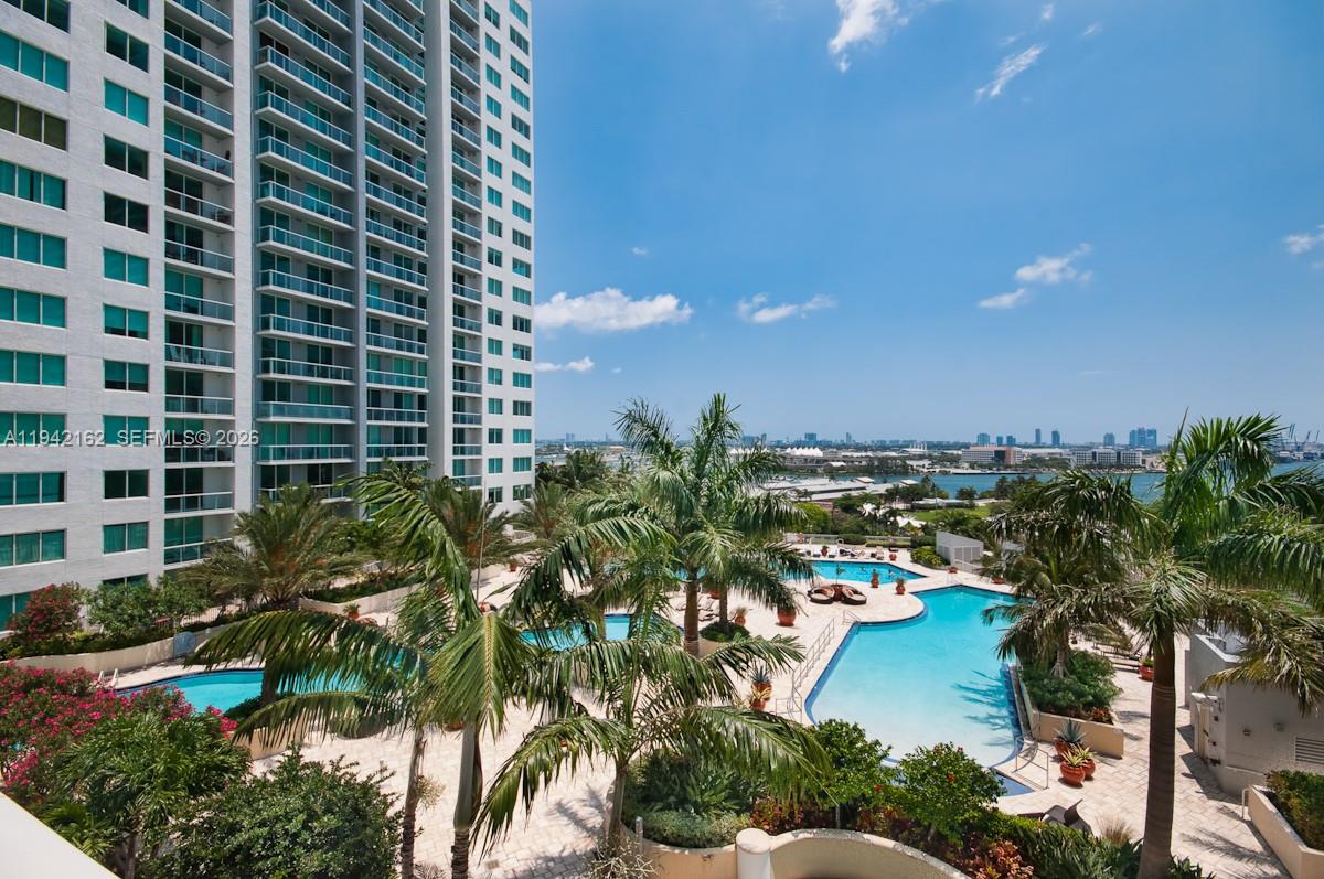 253 NE 2nd St #1107, Miami FL 33132