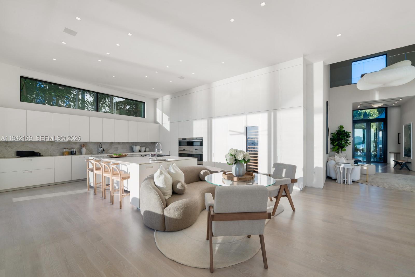 33 E Dilido Dr, Miami Beach FL 33139