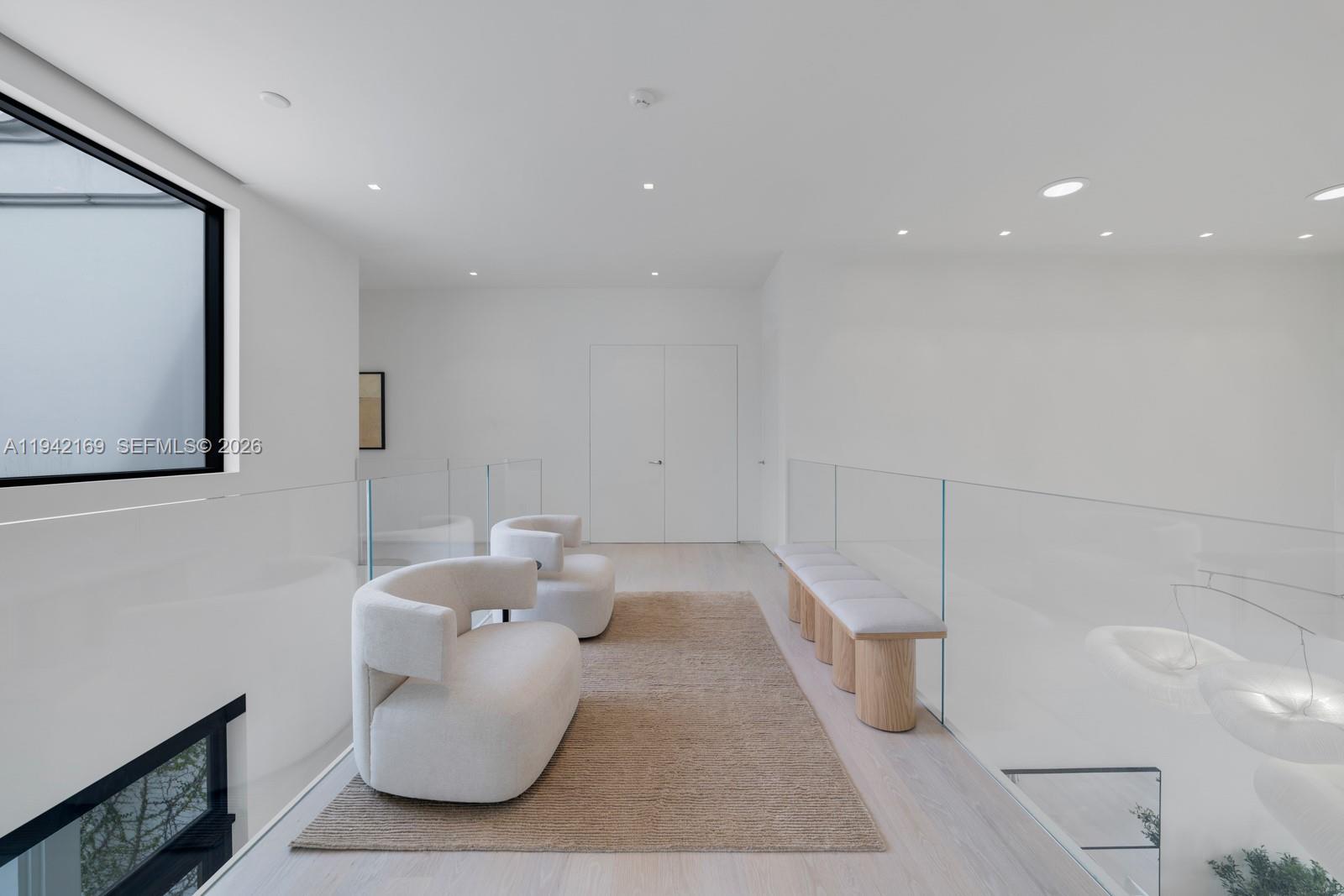33 E Dilido Dr, Miami Beach FL 33139