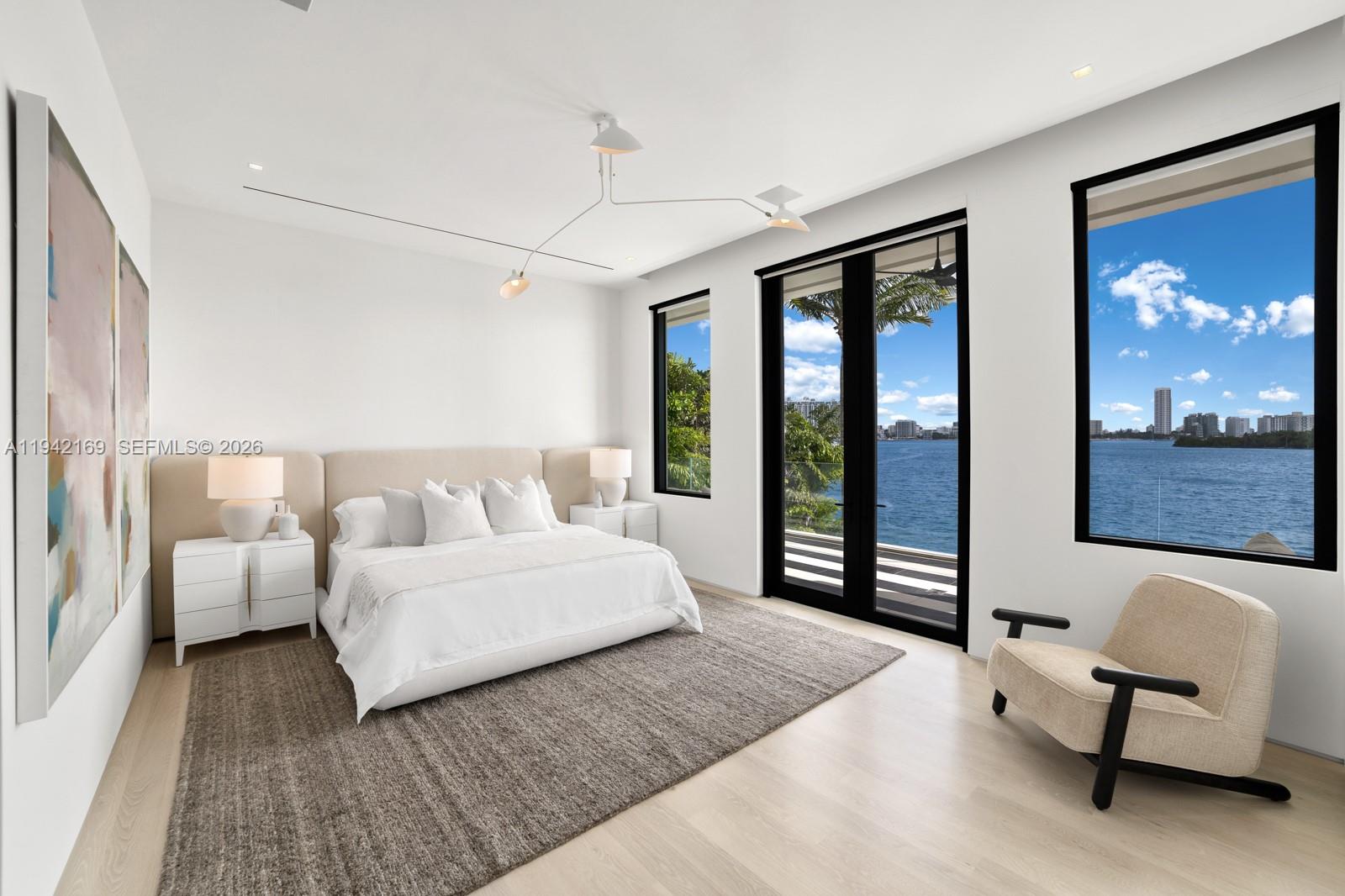 33 E Dilido Dr, Miami Beach FL 33139