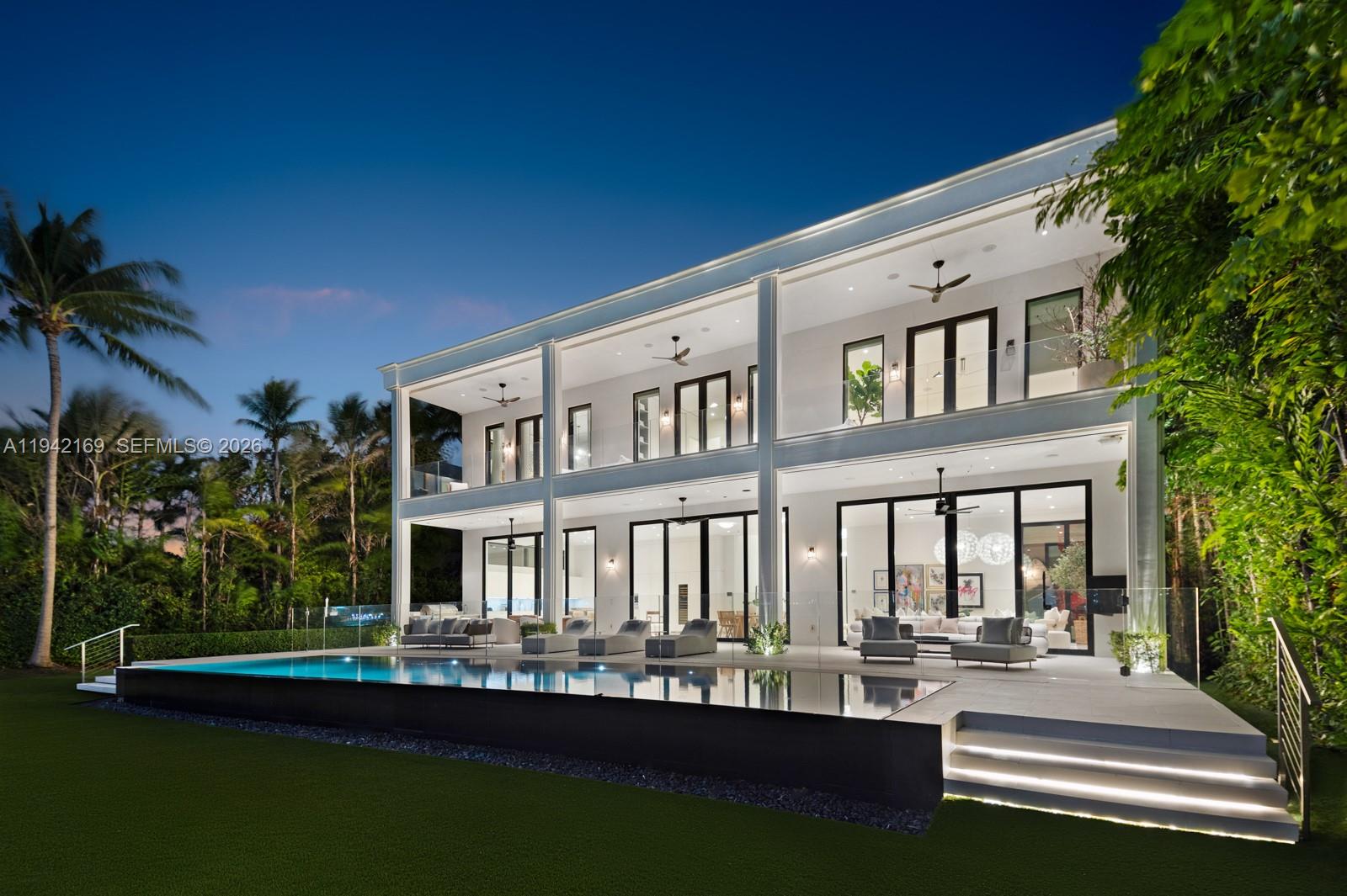 33 E Dilido Dr, Miami Beach FL 33139