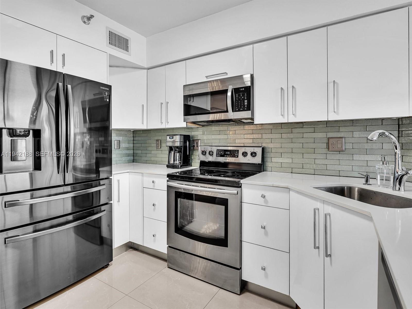 3530 Mystic Pointe Dr #2502, Aventura FL 33180