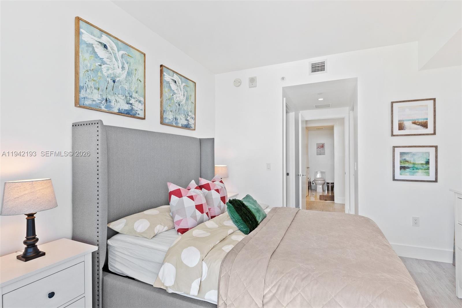 121 NE 34th St #1008, Miami FL 33137