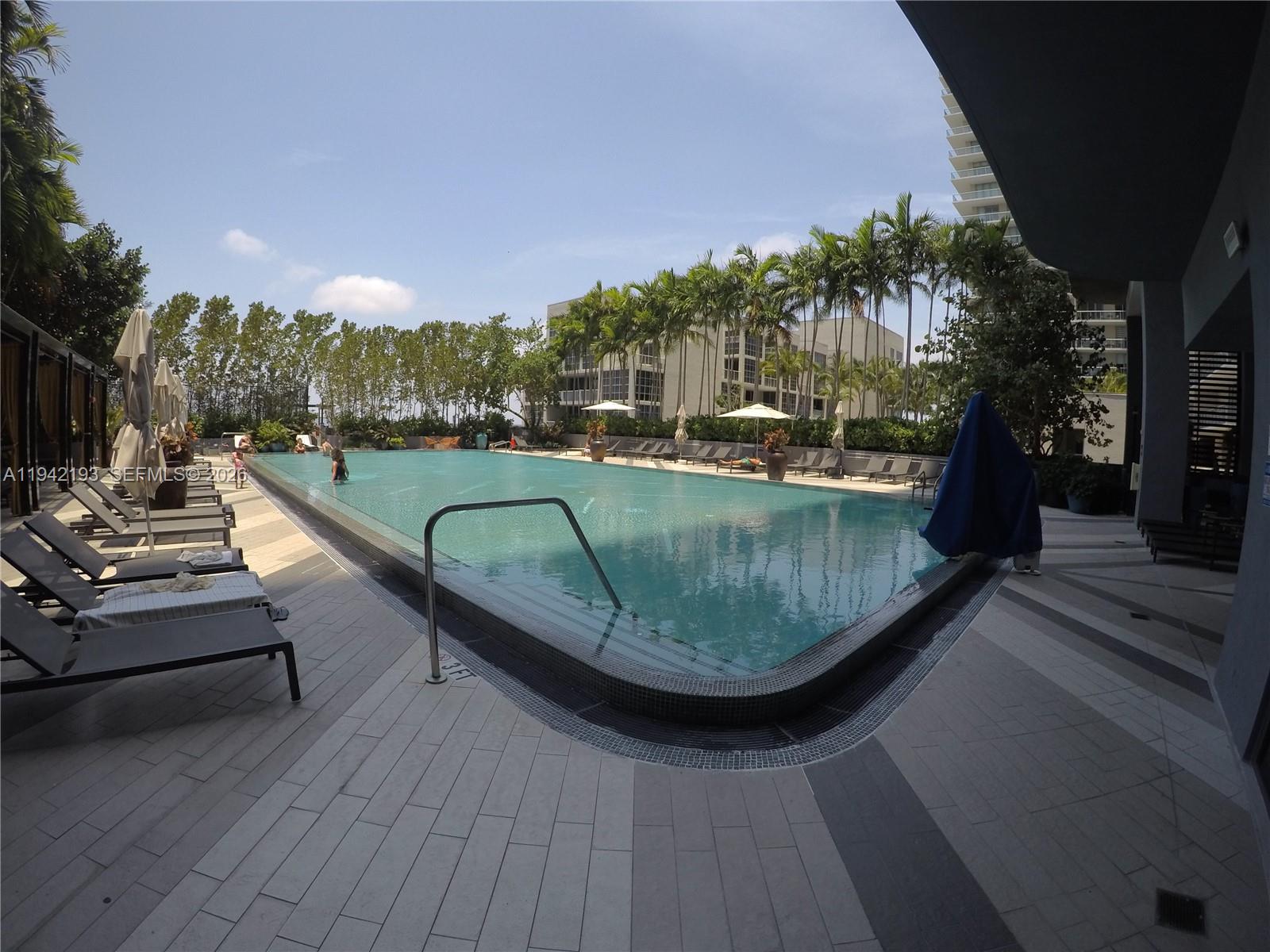 121 NE 34th St #1008, Miami FL 33137