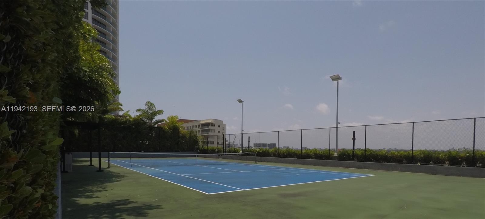 121 NE 34th St #1008, Miami FL 33137