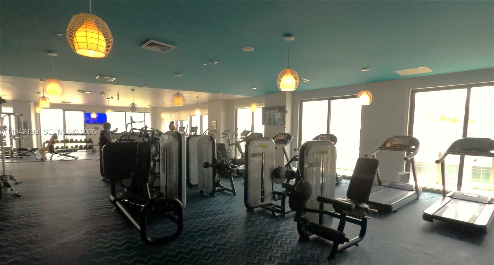 121 NE 34th St #1008, Miami FL 33137