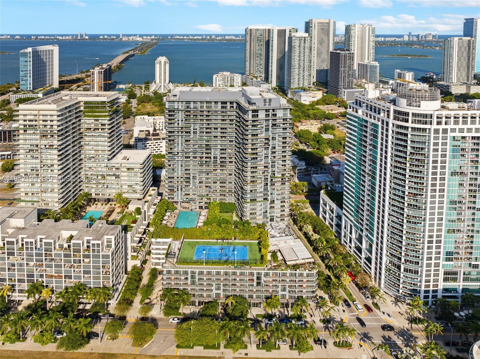 121 NE 34th St #1008, Miami FL 33137